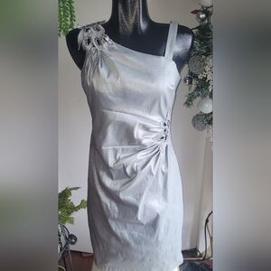 Nueva grey 2pc dress set Size 10